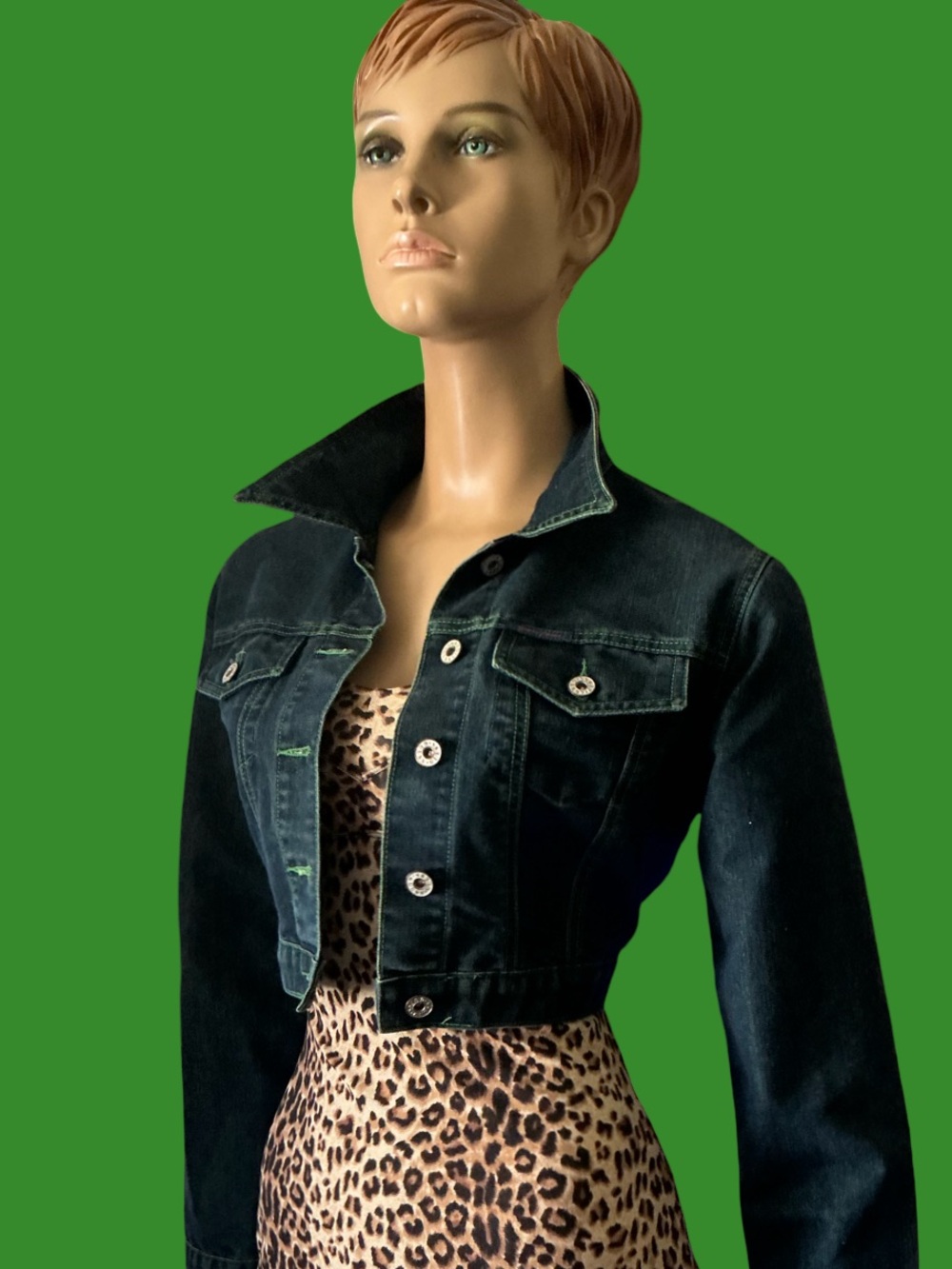 Y2K GUESS CROPPED  BLUE WITH GREEN DETAIL DENIM JACKET JR's SZ L - REG. SZ S-M